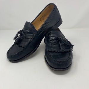Allen Edmunds black tie loafer